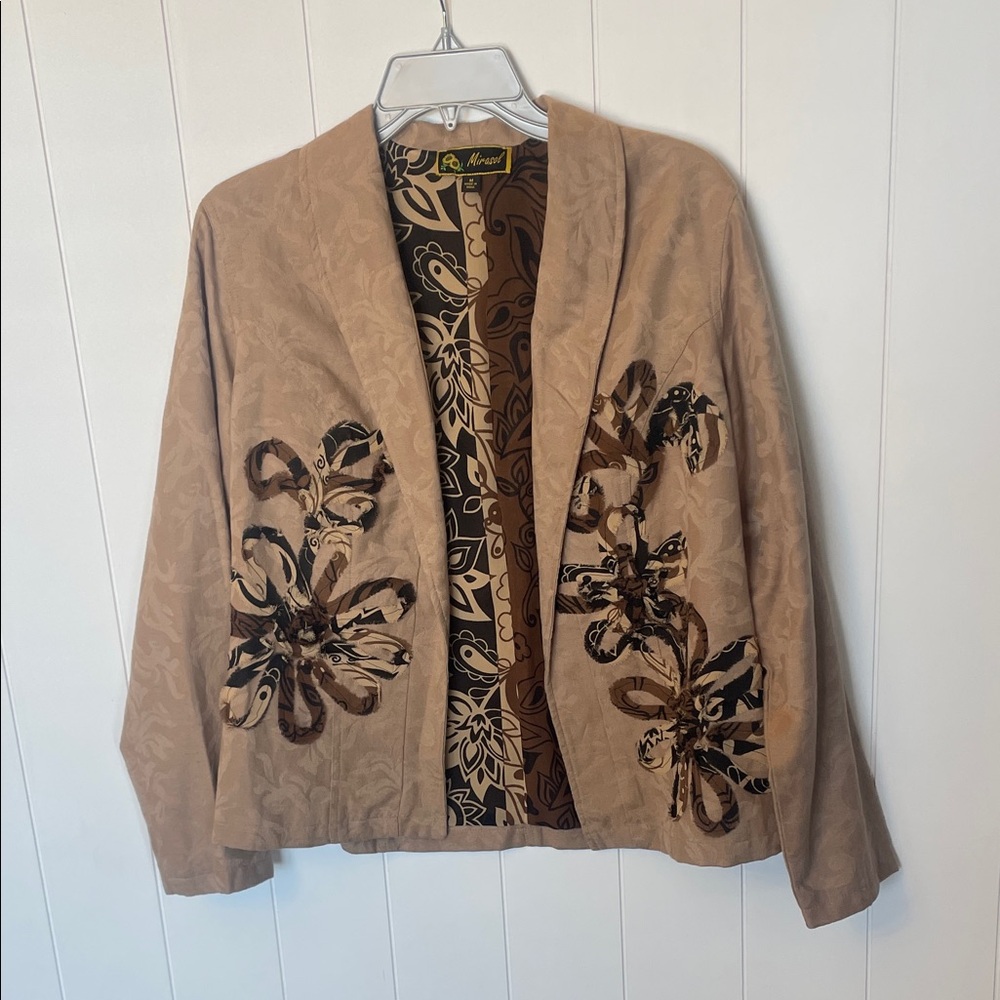 Mirasol Linen Blend open faced jacket!Medium